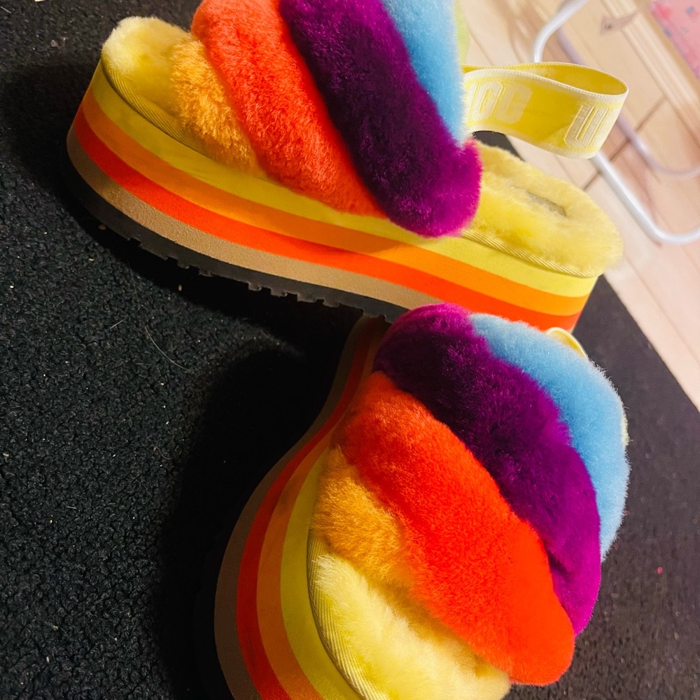 Ugg plataform slides